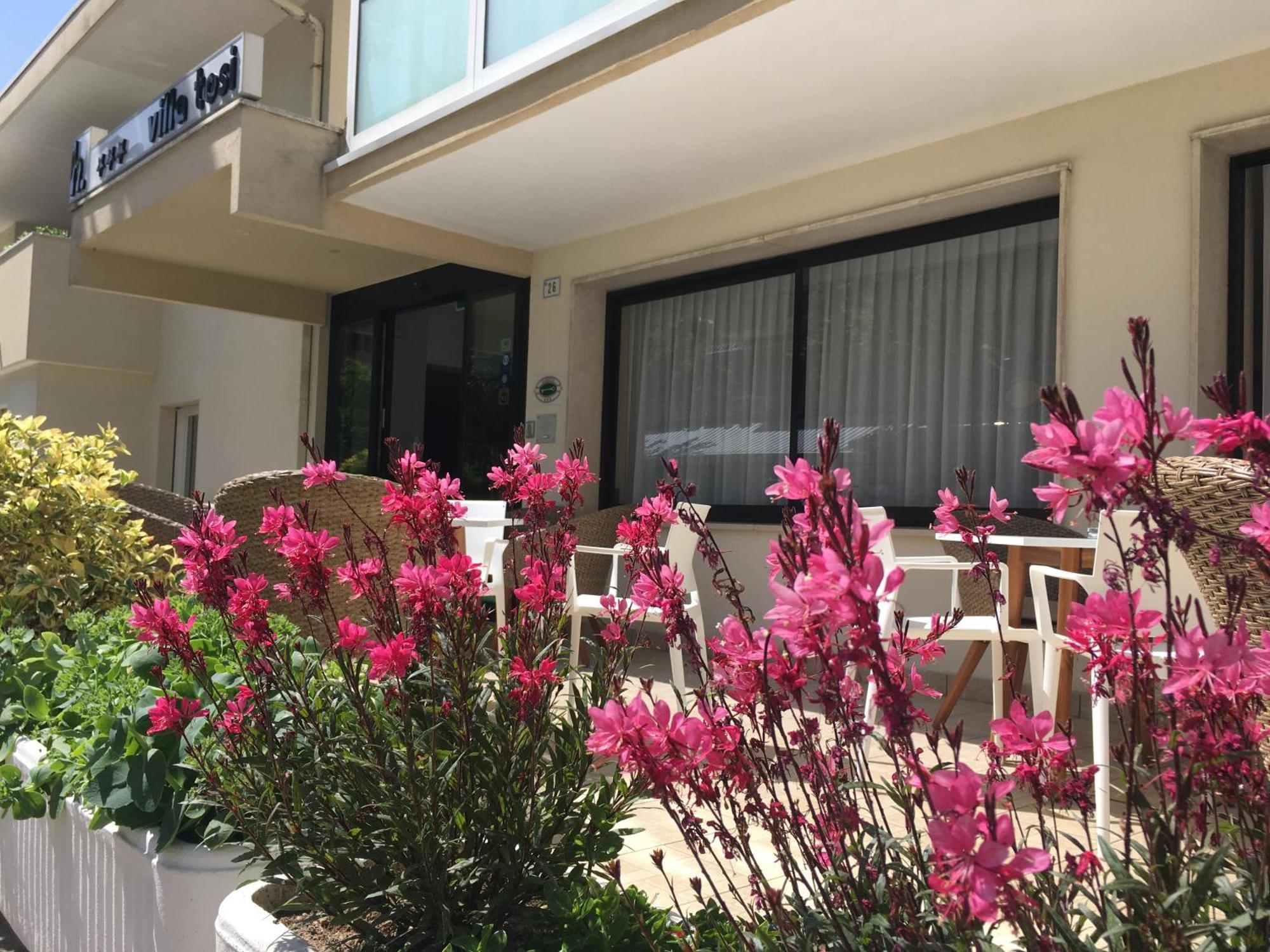 Hotel Villa Tosi Белариа-Игеа Марина Екстериор снимка